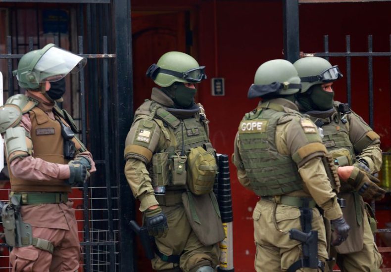 Operativo-especial-en-Melipilla-termina-con-dos-detenidos-por-infraccion-a-Ley-de-Drogas-y-Armas-municion-de-arma-y-plantas-de-marihuana-incautadas-790x550